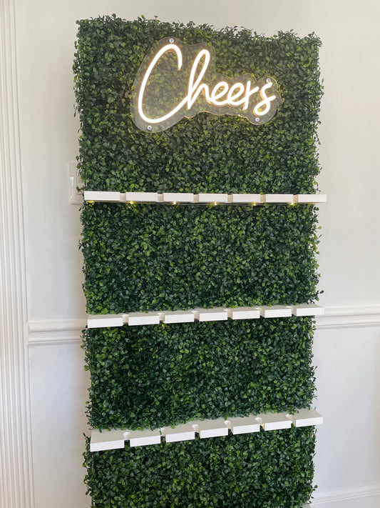 Boxwood Champagne Wall